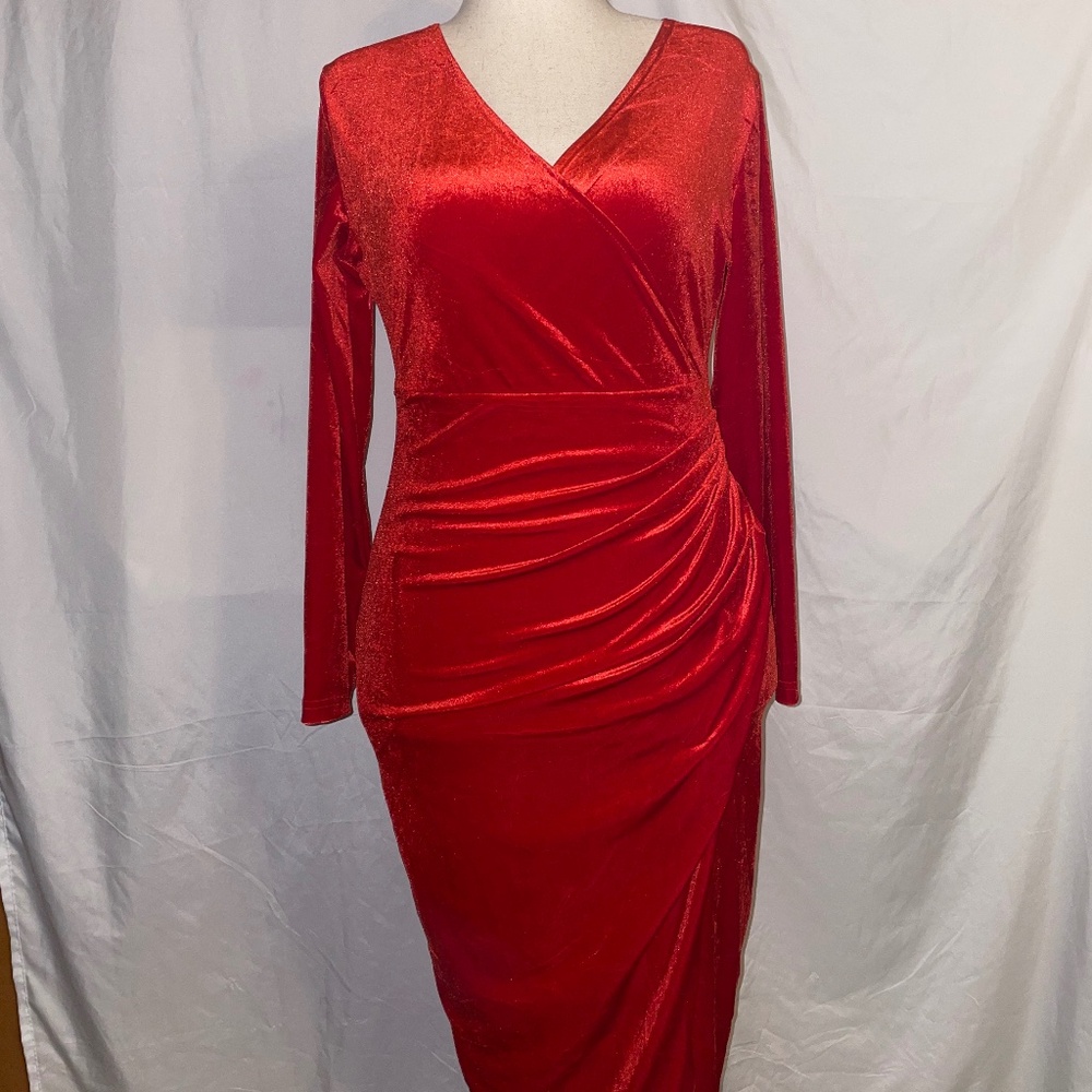 NWT Cyclamen Red Velvet Cocktail Dress Size Medium